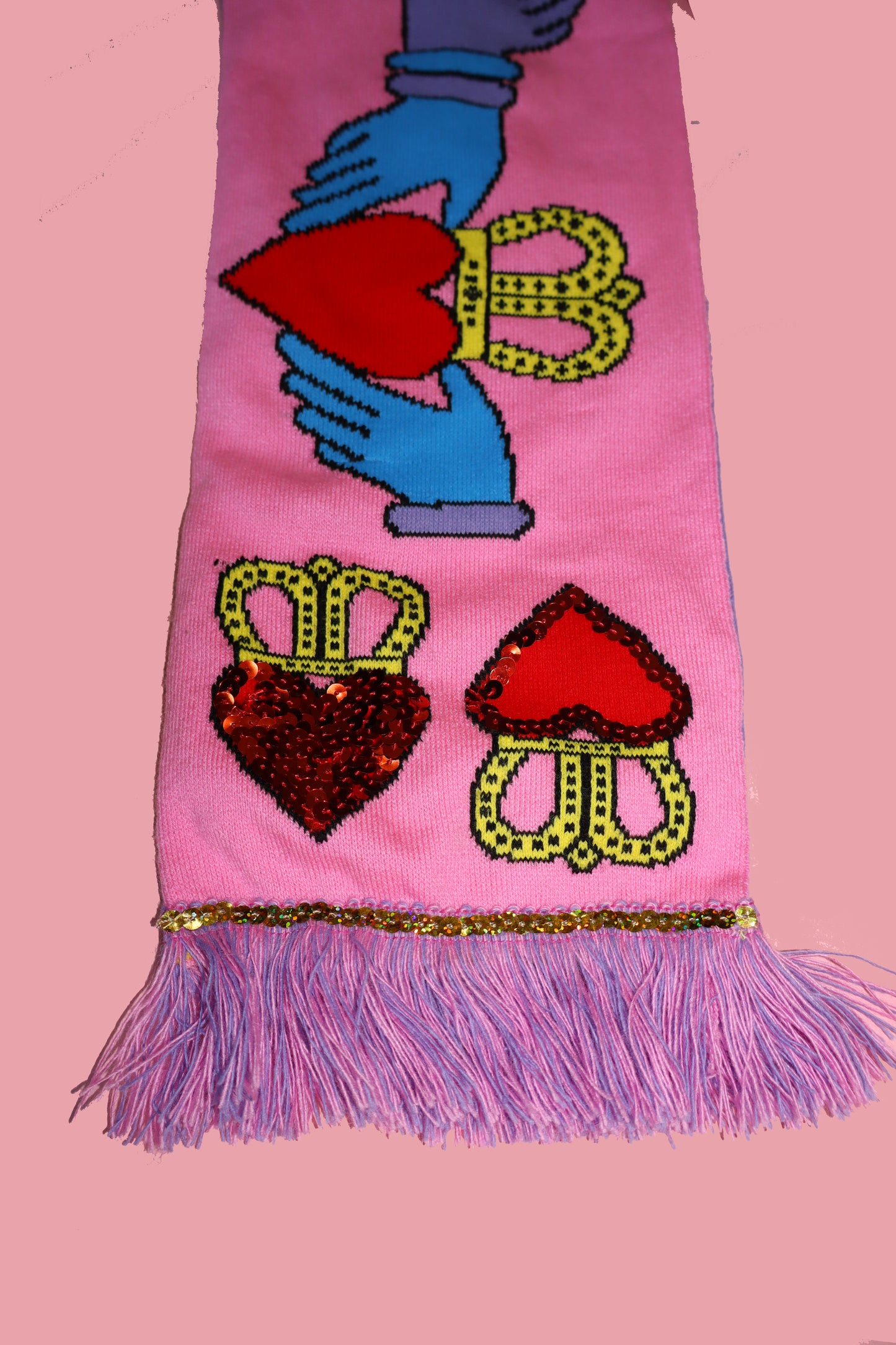 Embroidered Claddagh p/p