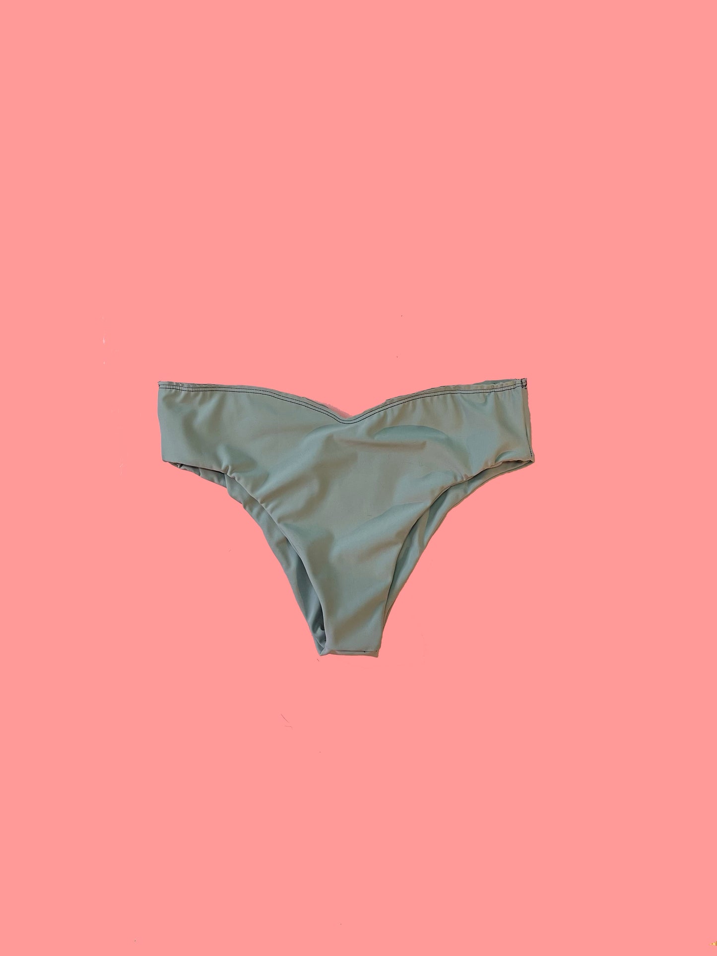 Triskele bottoms