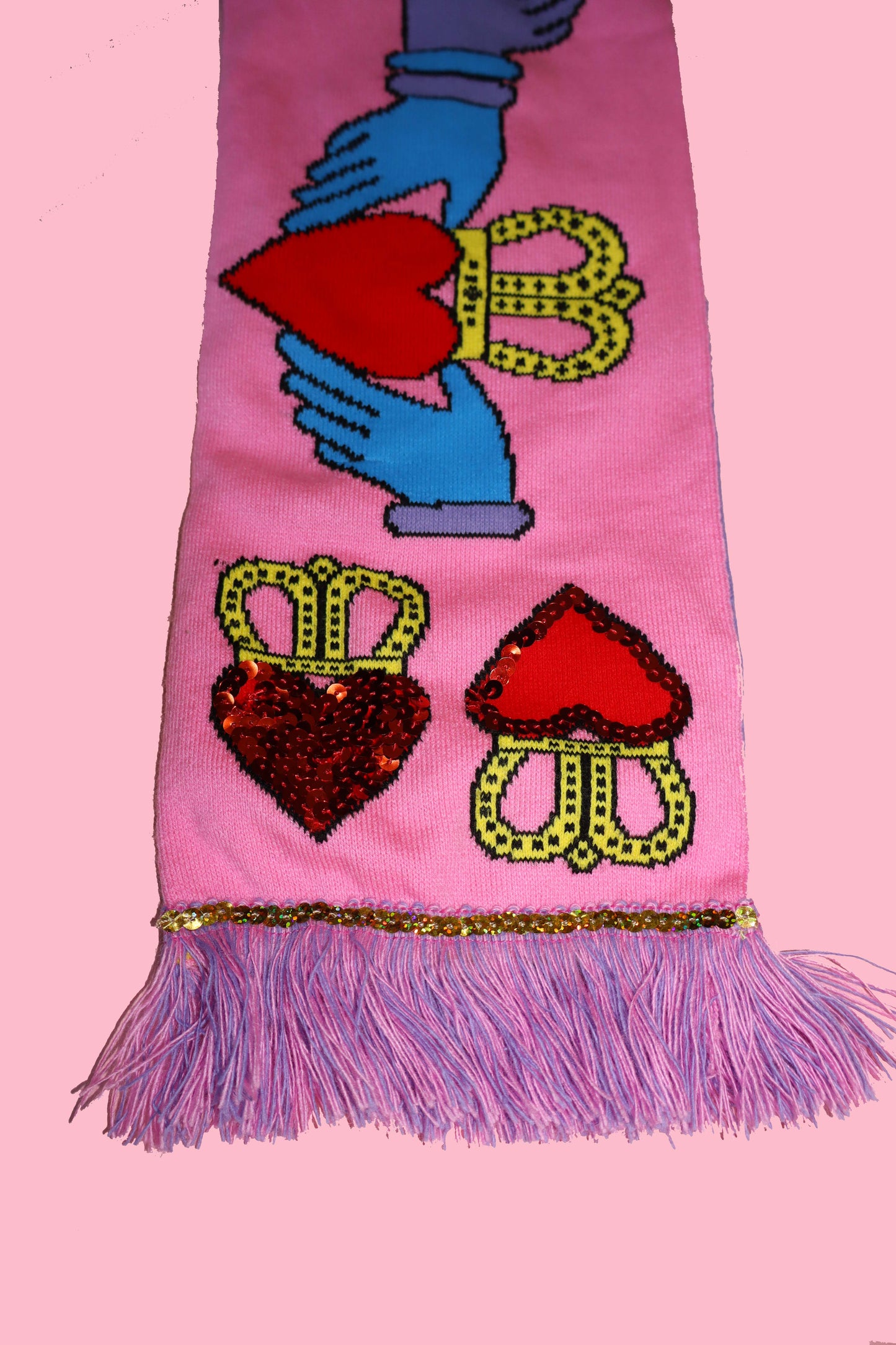 Embroidered Claddagh p/p
